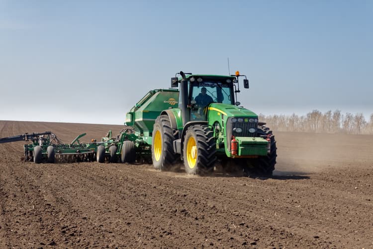 Top Farming Equipment and Manufacturers for Precision Planters and Agricultural Seeders