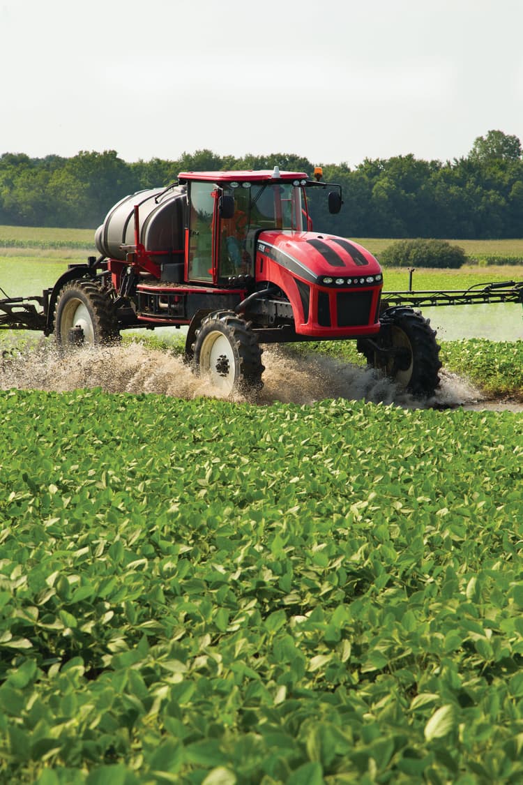 Absolutely, Positively Must Spray a Wet Field? Follow These Tips to Minimize Risk