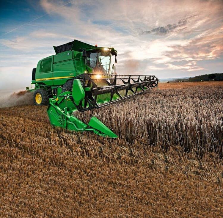 John Deere Recognized With Dealer’s Choice Award From NAEDA