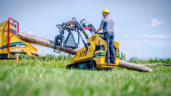 New Vermeer Mini Skid Steer Has 4-Cylinder Engine For Maximum Torque