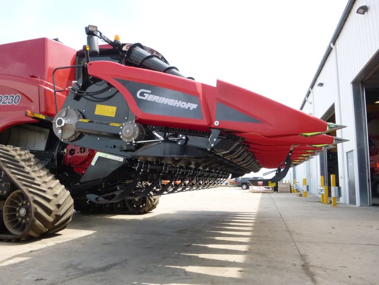 May Wes Now Offers Quick Disconnect 2 STALK STOMPERS for Geringhoff’s New Horizon Corn Head